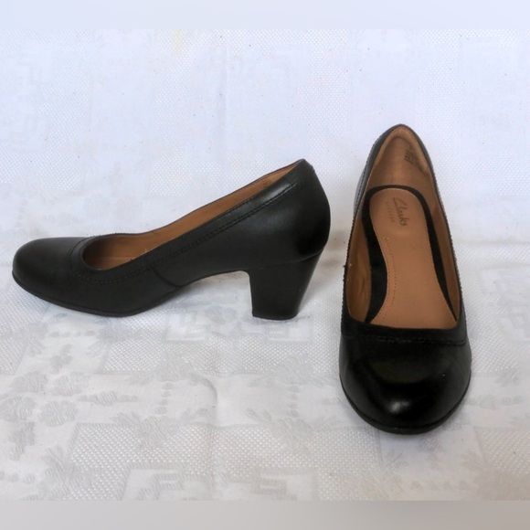 New Clarks Black Leather Pumps - 8M - Picture 3 of 7
